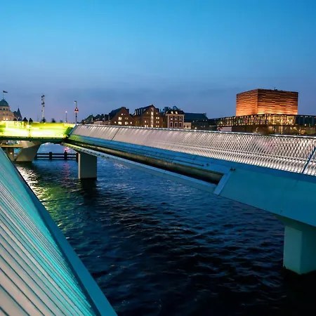 Stylish Apartment In Heart Of Cph Near Stroget & The Canals Copenhagen Exterior photo