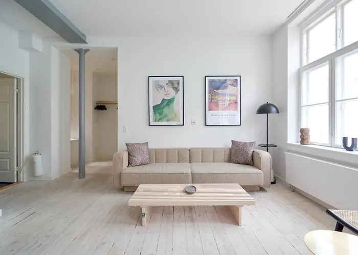 Stylish Apartment In Heart Of Cph Near Stroget & The Canals